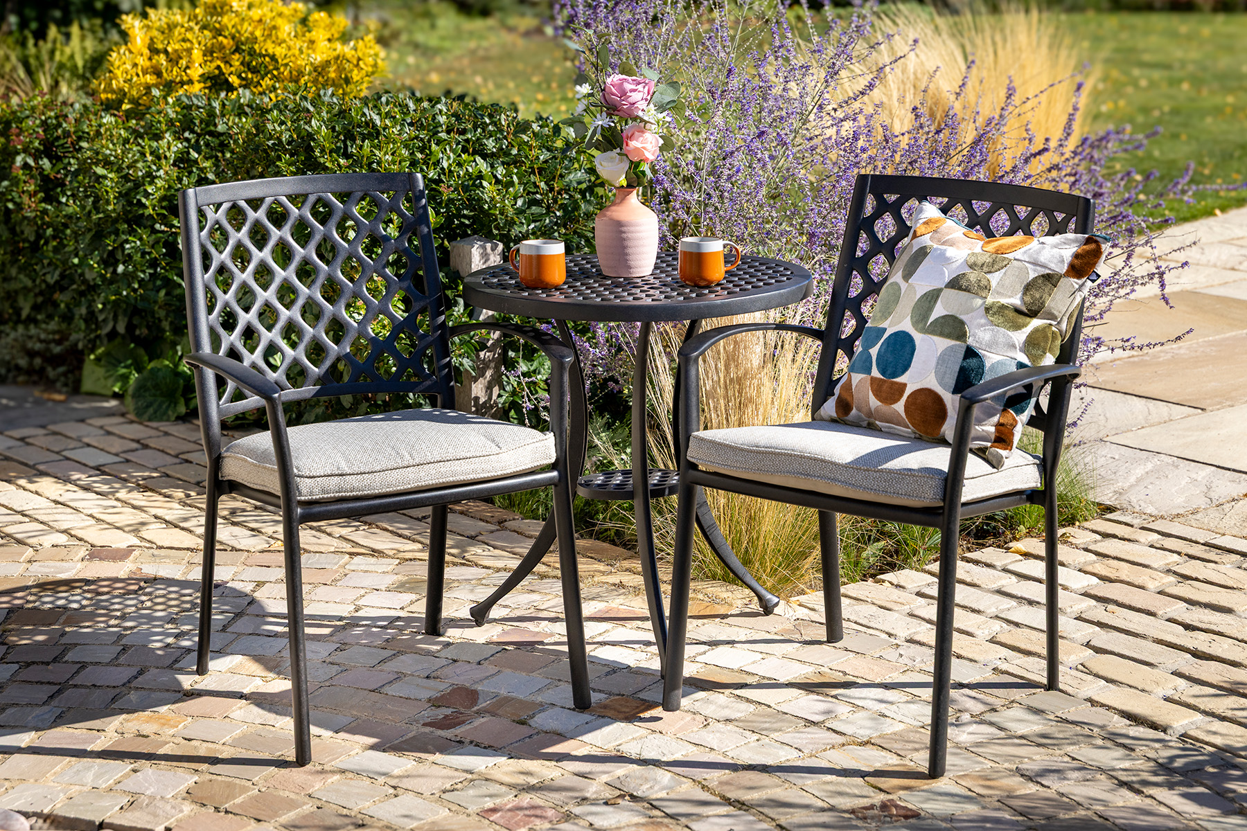 Avebury Bistro Set